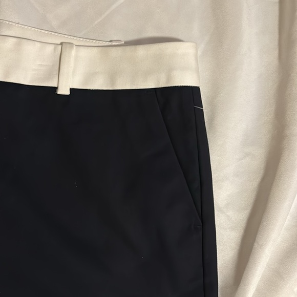 MICHAEL Michael Kors NWT women’s casual shorts black with white waist Size 10 - Picture 4 of 13